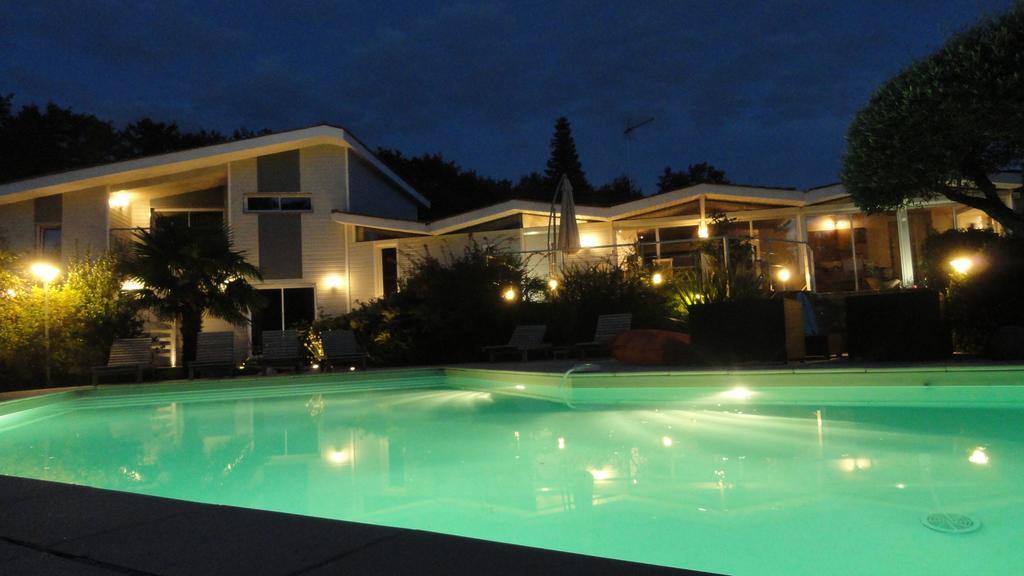 B&B La Closerie 33 Sadirac Exterior foto